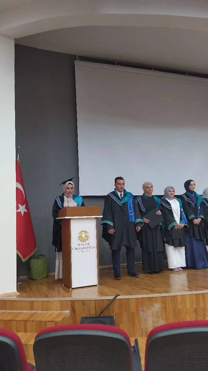 Fars Dili ve Edebiyatı Bölümü Mezuniyet Töreni